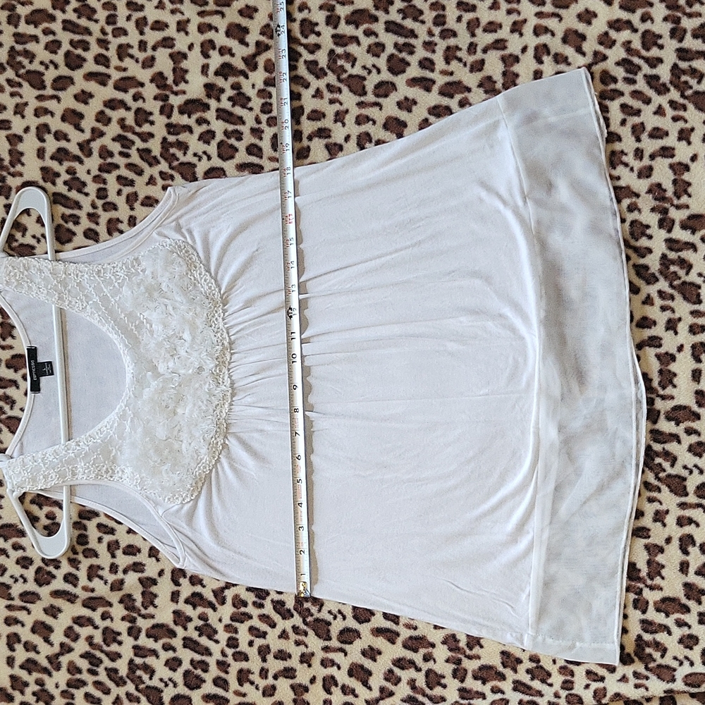 white tank